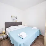 Apartamento Katarina 1 By Interhome